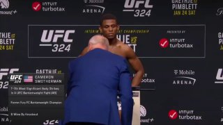 Боец UFC потерял сознание после взвешивания