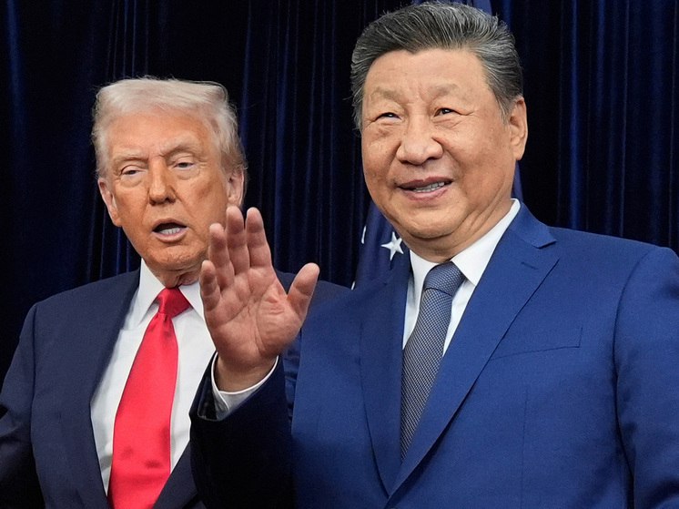 Си Цзиньпин предупредил Трампа о сделке по оружию с Тайванем