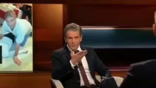 Принц Эндрю: от насилия к первой помощи?