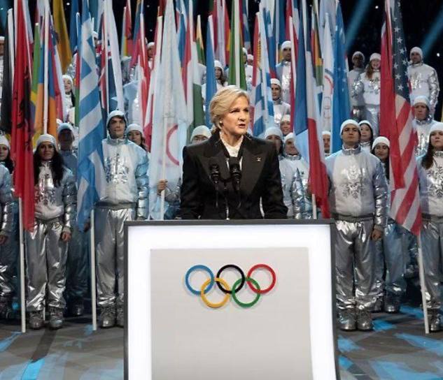 МОК готов допустить Россию к международным соревнованиям