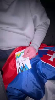 Как пронести российский флаг на Олимпиаду в Милане: лайфхак от Zлой Пруф