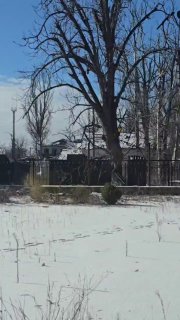 Волонтеры помогают жителям зоны боевых действий в ДНР