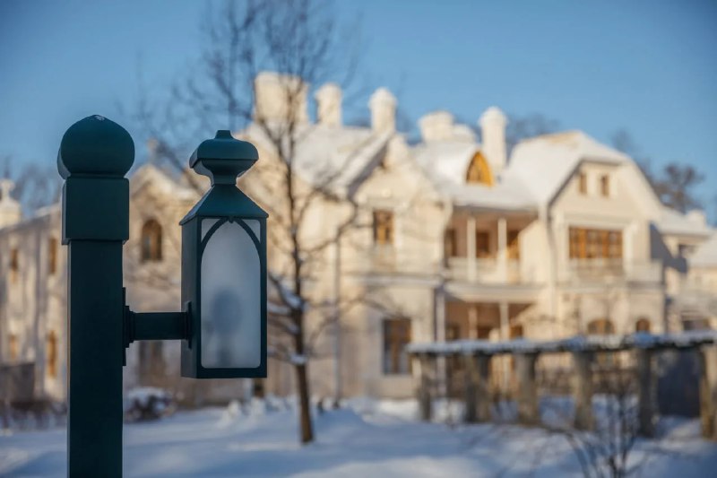 В Петергофе дадут бесплатный вход в Фермерский дворец на День защитника Отечества
