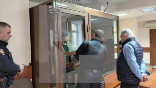 Мужчине, сломавшему нос девушке в метро, избрана мера пресечения