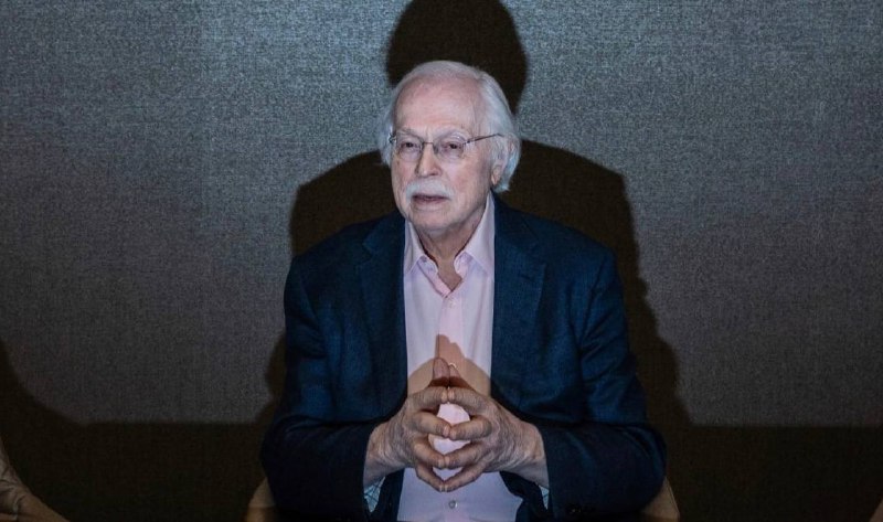 Патологоанатом усомнился в версии о самоубийстве Эпштейна