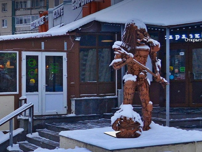 Владелец "Хищника" опасается, что скульптуру уберут