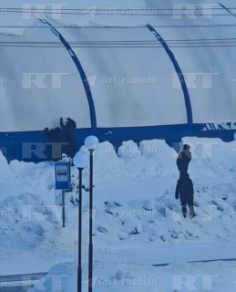 В ХМАО обрушилась крыша ледового катка, есть погибший и пострадавший