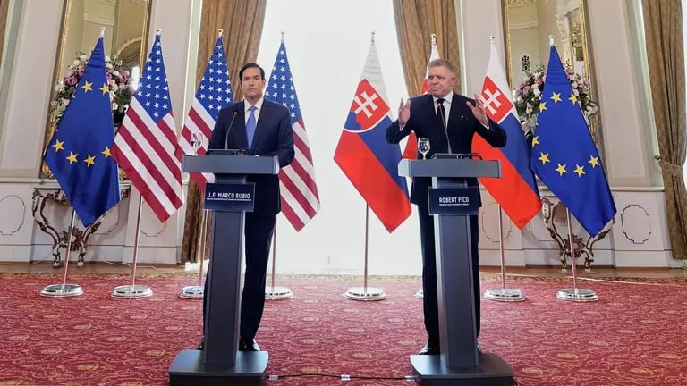 Словакия закажет дополнительные F-16