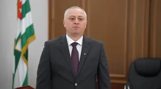 Роснефть будет поставлять топливо в Абхазию напрямую