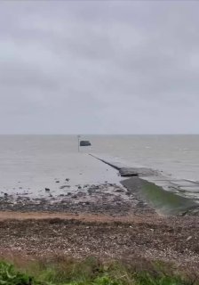 Навигатор Google Maps завел курьера прямо в море