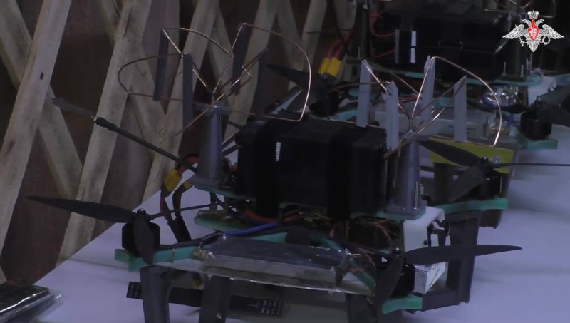 Новые разработки военной техники представлены министру обороны