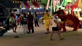 Полицейские в костюме льва задержали преступника в Таиланде