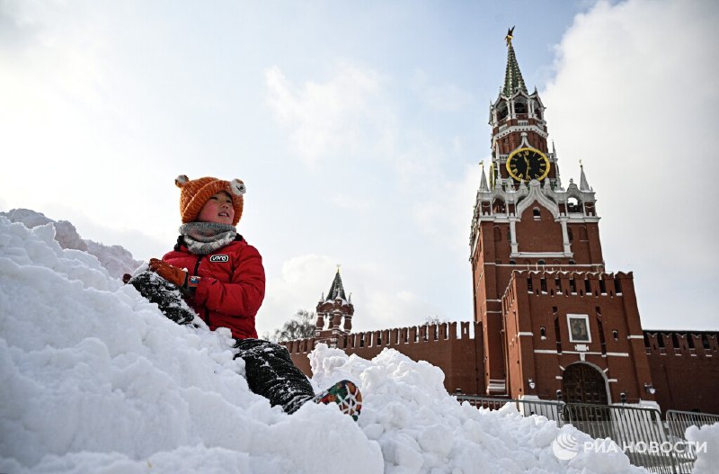 В Москве зафиксирована рекордная высота сугробов