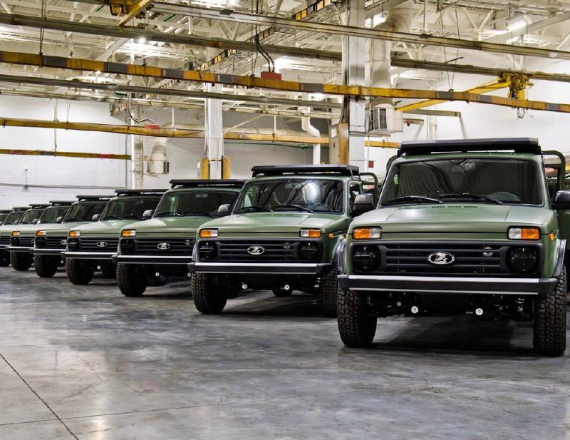 АвтоВАЗ передал Минобороны РФ 50 автомобилей