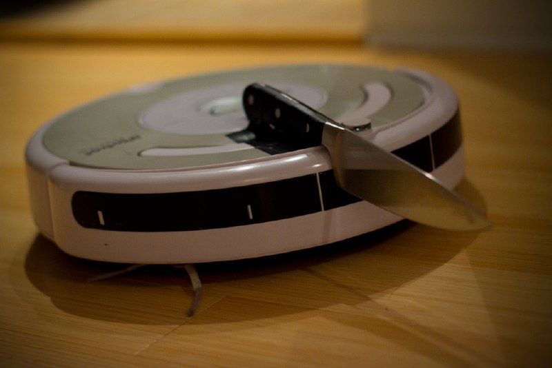 Умные пылесосы стали шпионскими устройствами