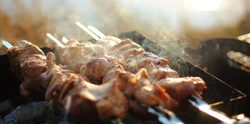 Москвич получил арест за шашлыки на балконе