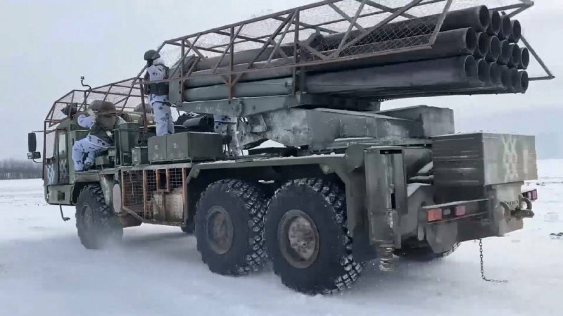 Новая РСЗО "Ураган" поступила в 244-ю АБр