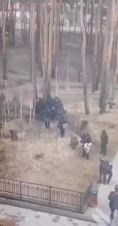 Бои в Гостомеле: эвакуация раненых и погибших украинских бойцов