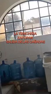 Перестрелка в Сапопане: сотрудники ресторана забаррикадировались