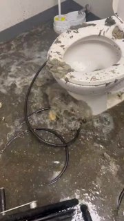 Ирония над американским авианосцем