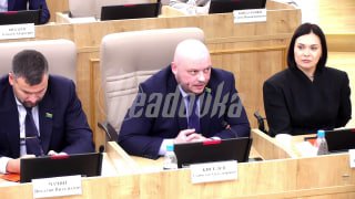 Депутат предложил обучать школьников обращению с оружием