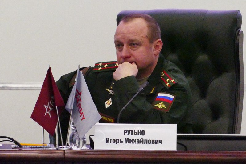 Экс-начальник НИИ Минобороны получил 11 лет за взятки