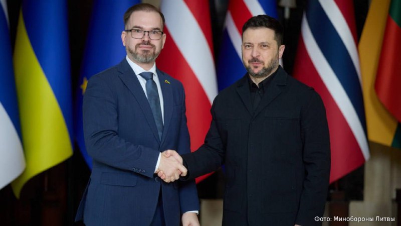 Литва расширяет военную помощь Украине