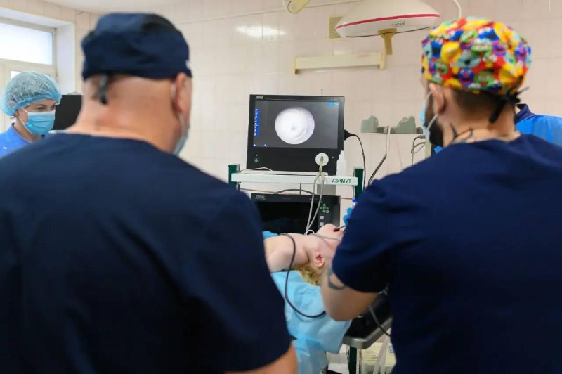 Школьник в Приморье попал в больницу из-за Кока-колы