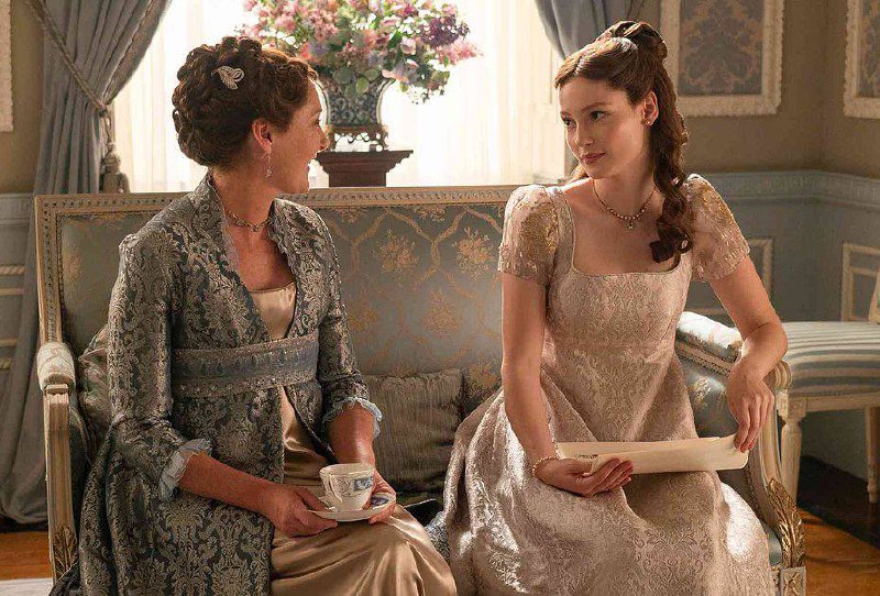 В "Бриджертонах" прозвучат каверы на Билли Айлиш и Charli XCX