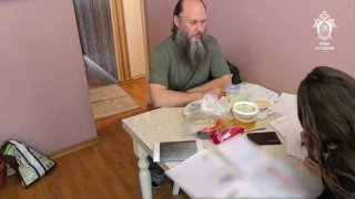 Задержание члена секты "Царская империя", укрывавшего сестер из Петербурга