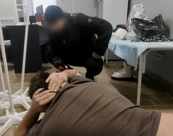 В Алтайском крае раскрыта подпольная "клиника" по продаже психотропов