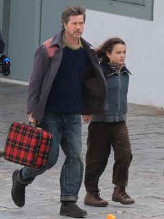 Брэд Питт и Коко Гринстоун на съемках нового фильма