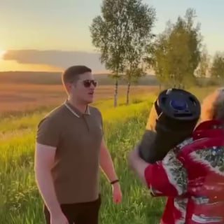 В TikTok завирусился трек Пророка Санбоя