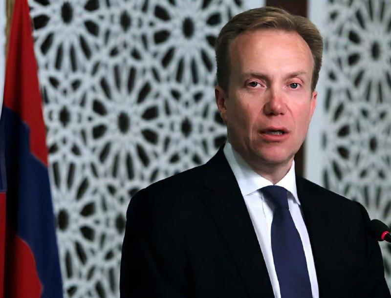 Отставка главы ВЭФ из-за связей с Эпштейном