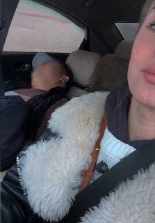 Пассажирка заменила уснувшего таксиста