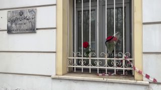 Иран приспустил флаг в РФ в знак траура