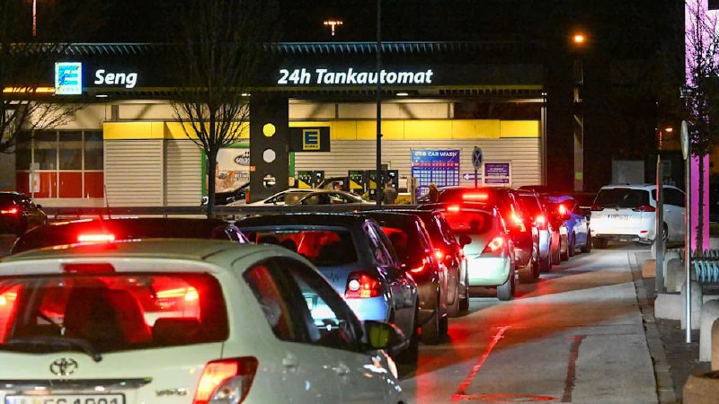 Рост цен на топливо вызвал очереди на заправках в Германии