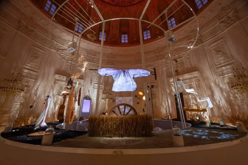 В Москве открылся арт-проект «РУниверсум», посвященный русской культуре