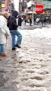 Нью-Йорк затопило после снегопада