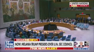 США председательствуют в Совете Безопасности ООН, бомбя Иран