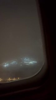 Вспыхнул двигатель самолета при взлете из Внуково