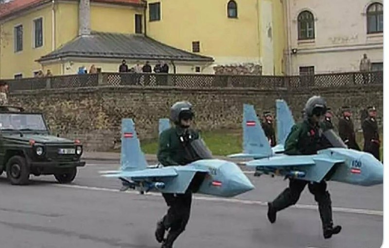 Литва рассмотрит участие в бомбардировках Ирана