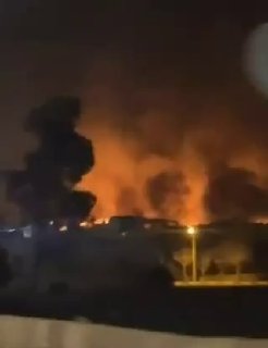 ⚡️Взрывы и пожар в центре Тегерана в результате израильской атаки, — СМИ