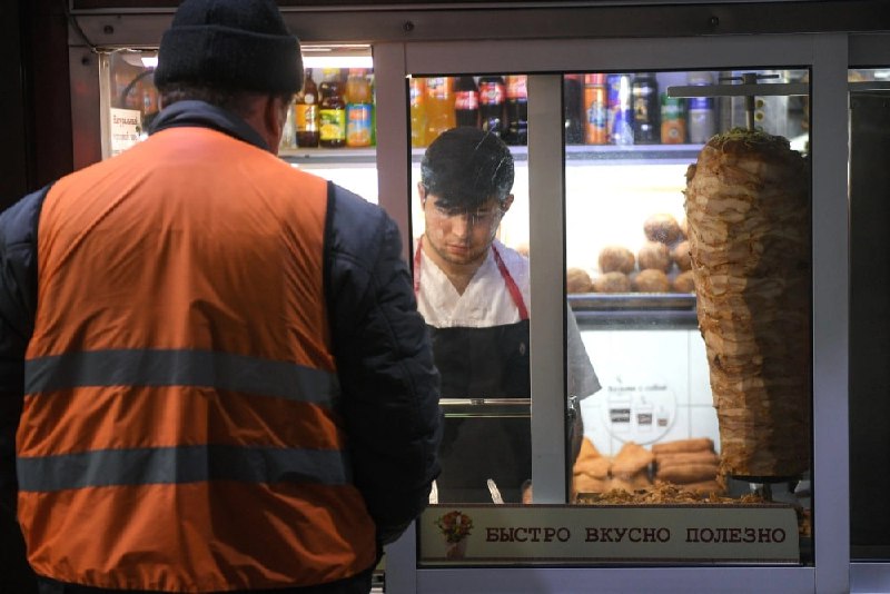 Минфин предложил освободить общепит от НДС