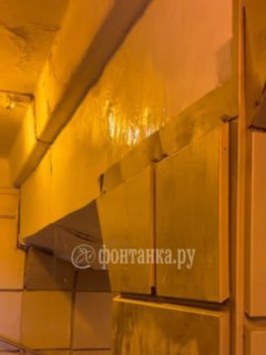 В метро Санкт-Петербурга открыли душевую в переходе