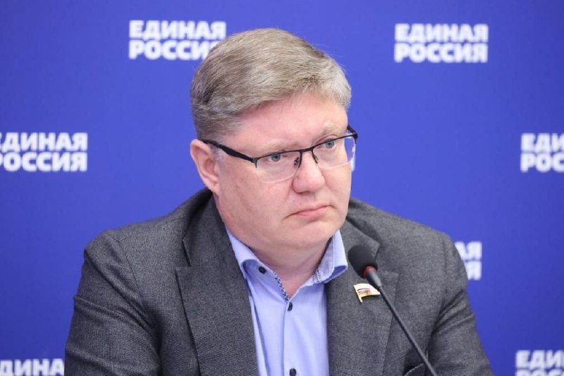 Россия готовится к возможным санкциям на лекарства и наращивает собственное производство