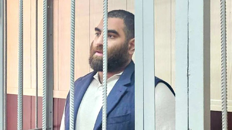 Блогеру Арсену Маркаряну грозит срок по делу о реабилитации нацизма