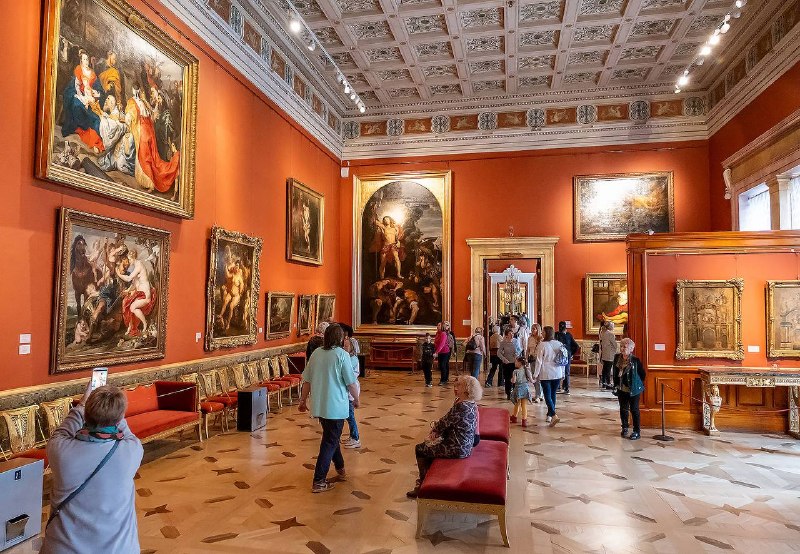 Бесплатный вход в Эрмитаж 8 марта