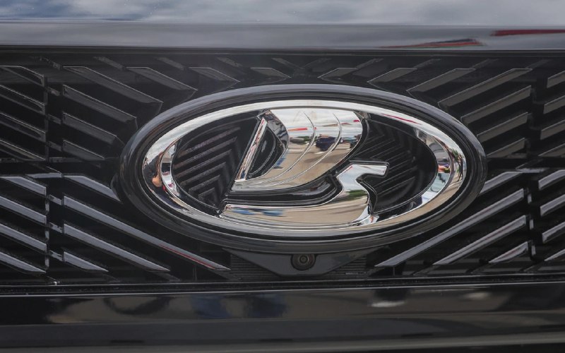 АвтоВАЗ запатентовал название Lada Parus