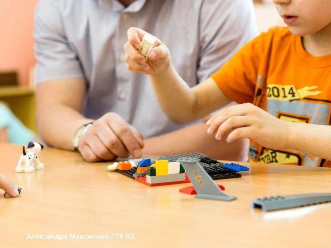 Закупки для детсадов в Петербурге и новые стандарты игрушек